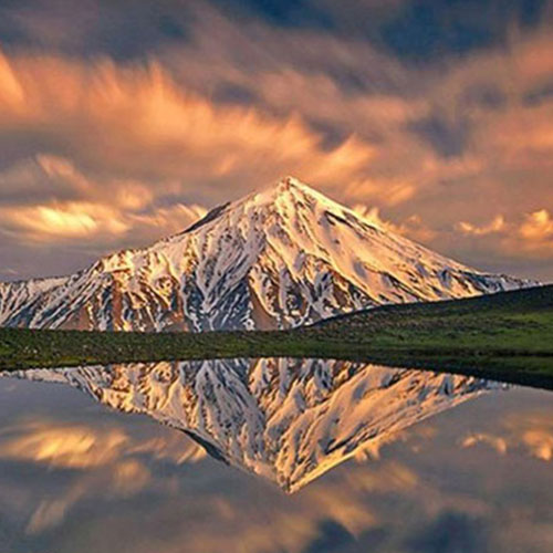 نحوۀ همسانی نفس انسان کامل باسایرانسان‌ها